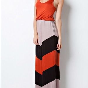 🖤 Entro Maxi Dress 🧡